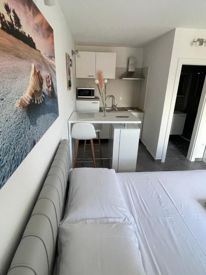 Villa Milena Sweet Apartment-With A Pool Τρογκίρ Εξωτερικό φωτογραφία