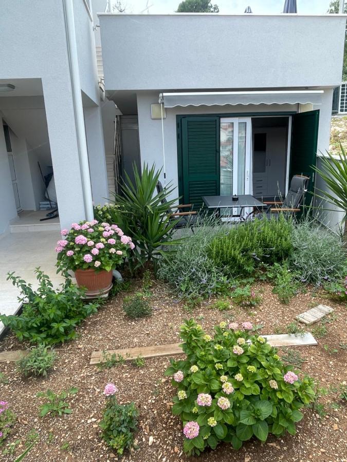 Villa Milena Sweet Apartment-With A Pool Τρογκίρ Εξωτερικό φωτογραφία